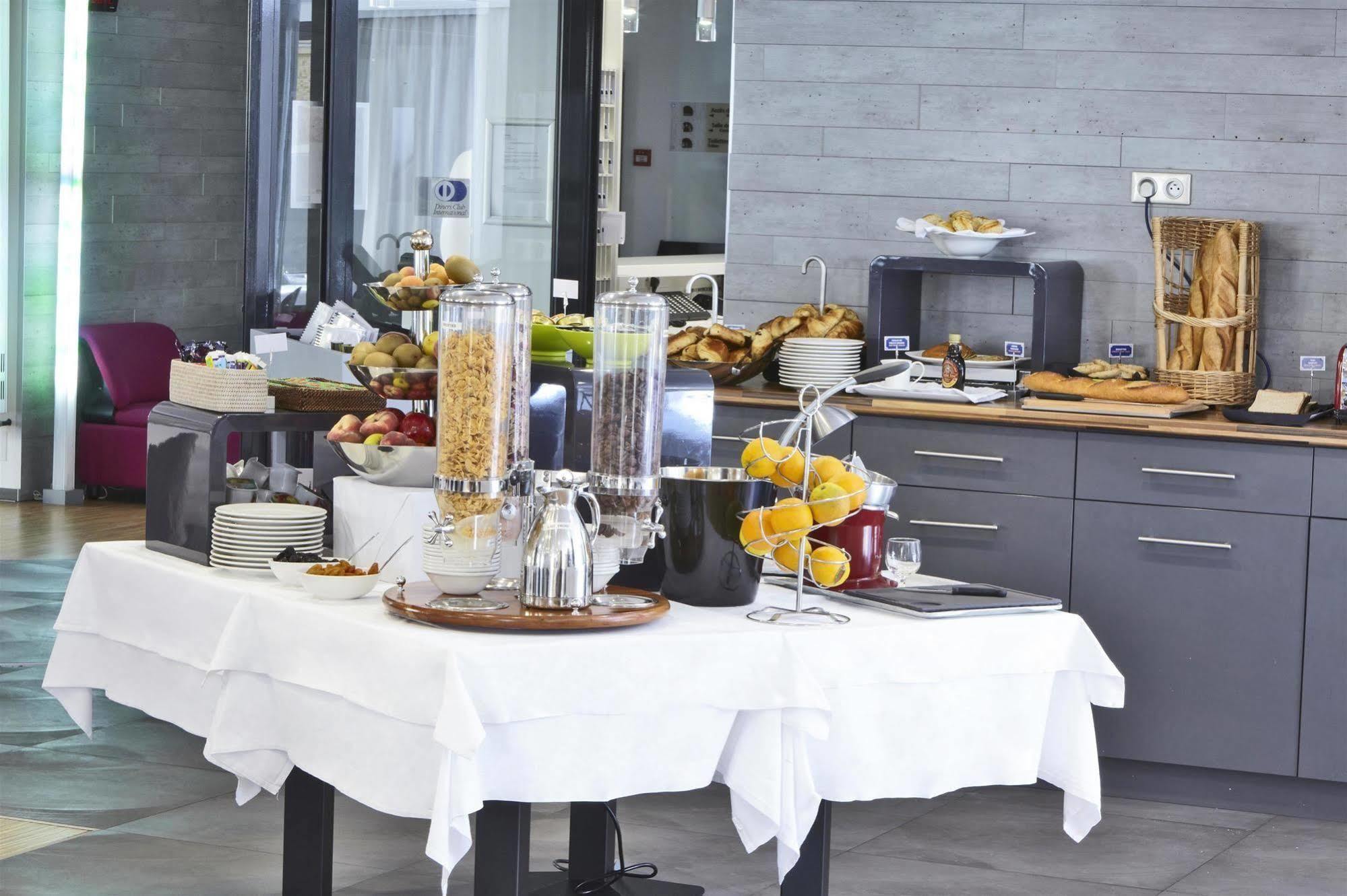 Kyriad Sochaux Hotel Montbéliard
